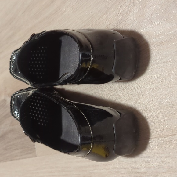 Circa | Size 7.5 Black Patent Leather Loafers - Picture 4 of 6